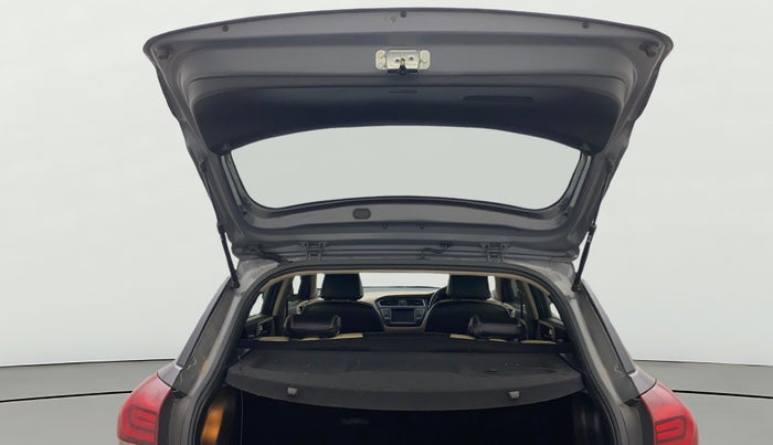 2020 Hyundai Elite i20 ASTA 1.2 (O), Petrol, Manual, 28,239 km, Boot Door Open