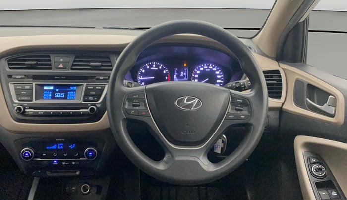 2016 Hyundai Elite i20 SPORTZ 1.2, Petrol, Manual, 1,10,423 km, Steering Wheel Close Up