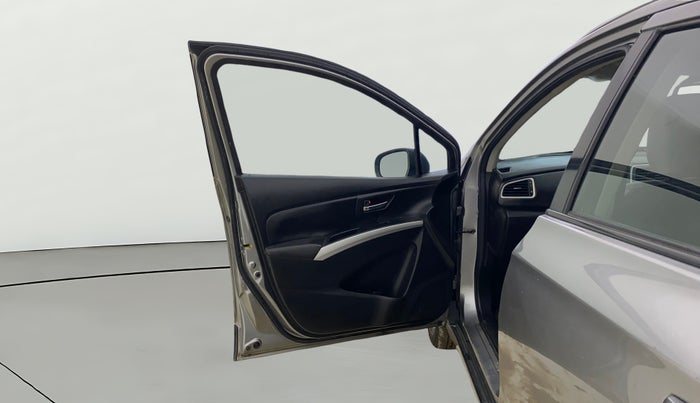 2016 Maruti S Cross ALPHA 1.6, Diesel, Manual, 87,661 km, LHS Front Door