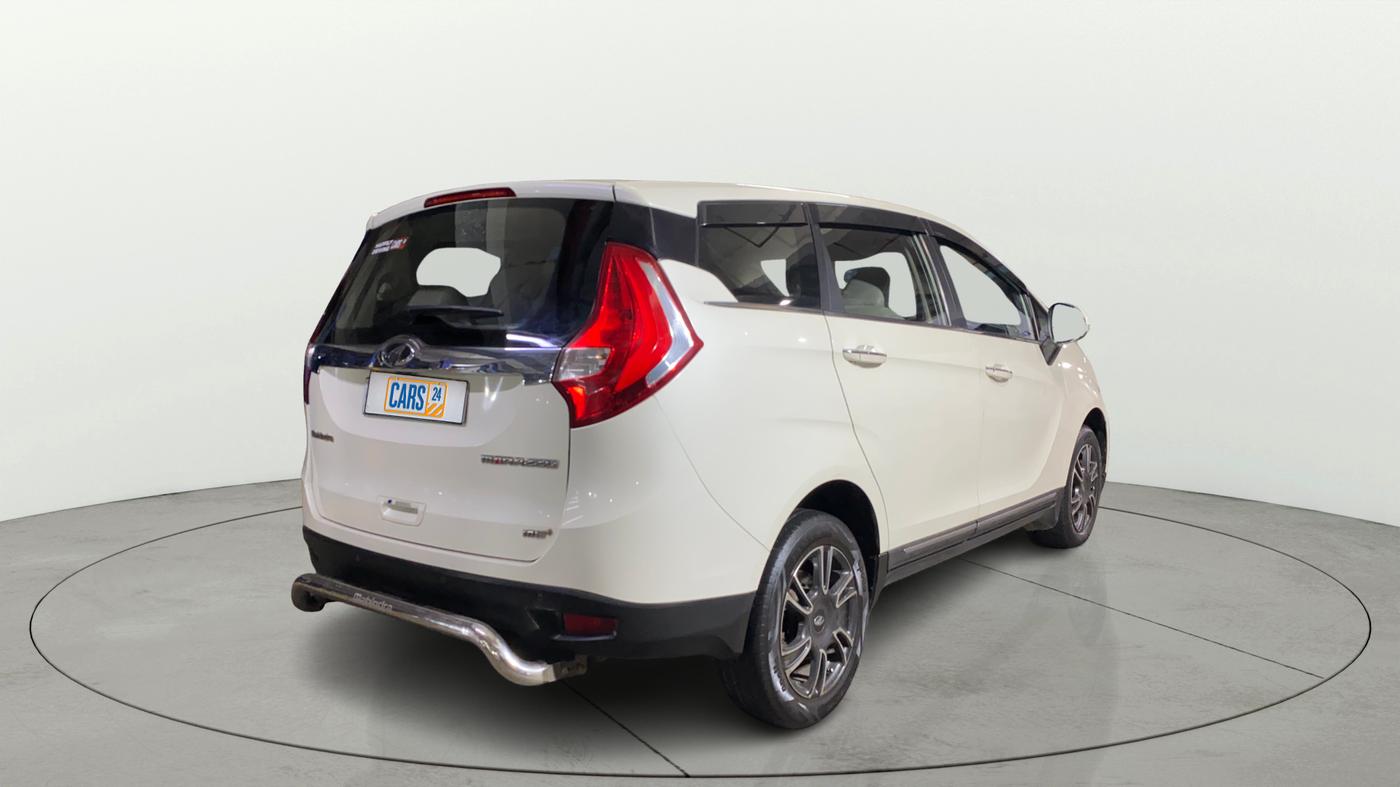 2020 Mahindra MARAZZO M 6 + 8 STR, Diesel, Manual, 87,670 km, Right Back Diagonal