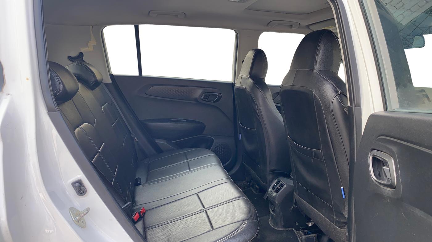 2023 Hyundai EXTER SX(O) 1.2 AMT, Petrol, Automatic, 21,333 km, Right Side Rear Door Cabin