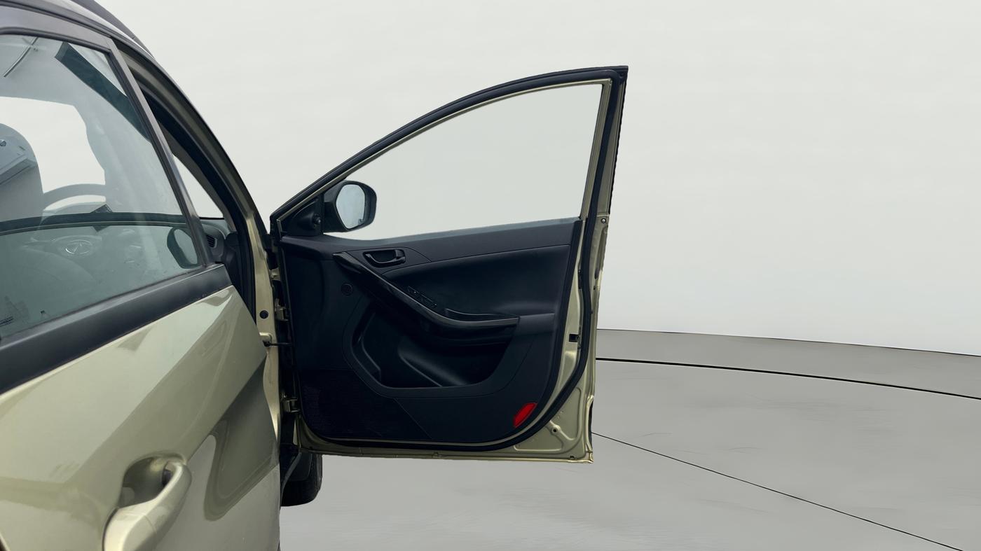 2022 Tata NEXON XZ PLUS PETROL KAZIRANGA, Petrol, Manual, 18,028 km, RHS Front Door