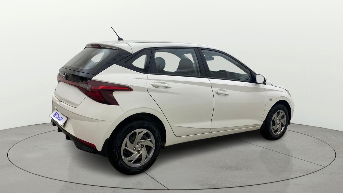 2020 Hyundai NEW I20 MAGNA 1.2 MT, Petrol, Manual, 38,736 km, Right Back Diagonal
