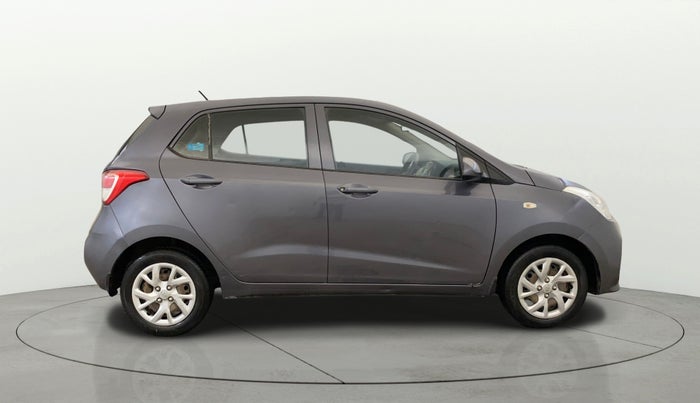 2018 Hyundai Grand i10 MAGNA 1.2 KAPPA VTVT, Petrol, Manual, 27,208 km, Right Side View