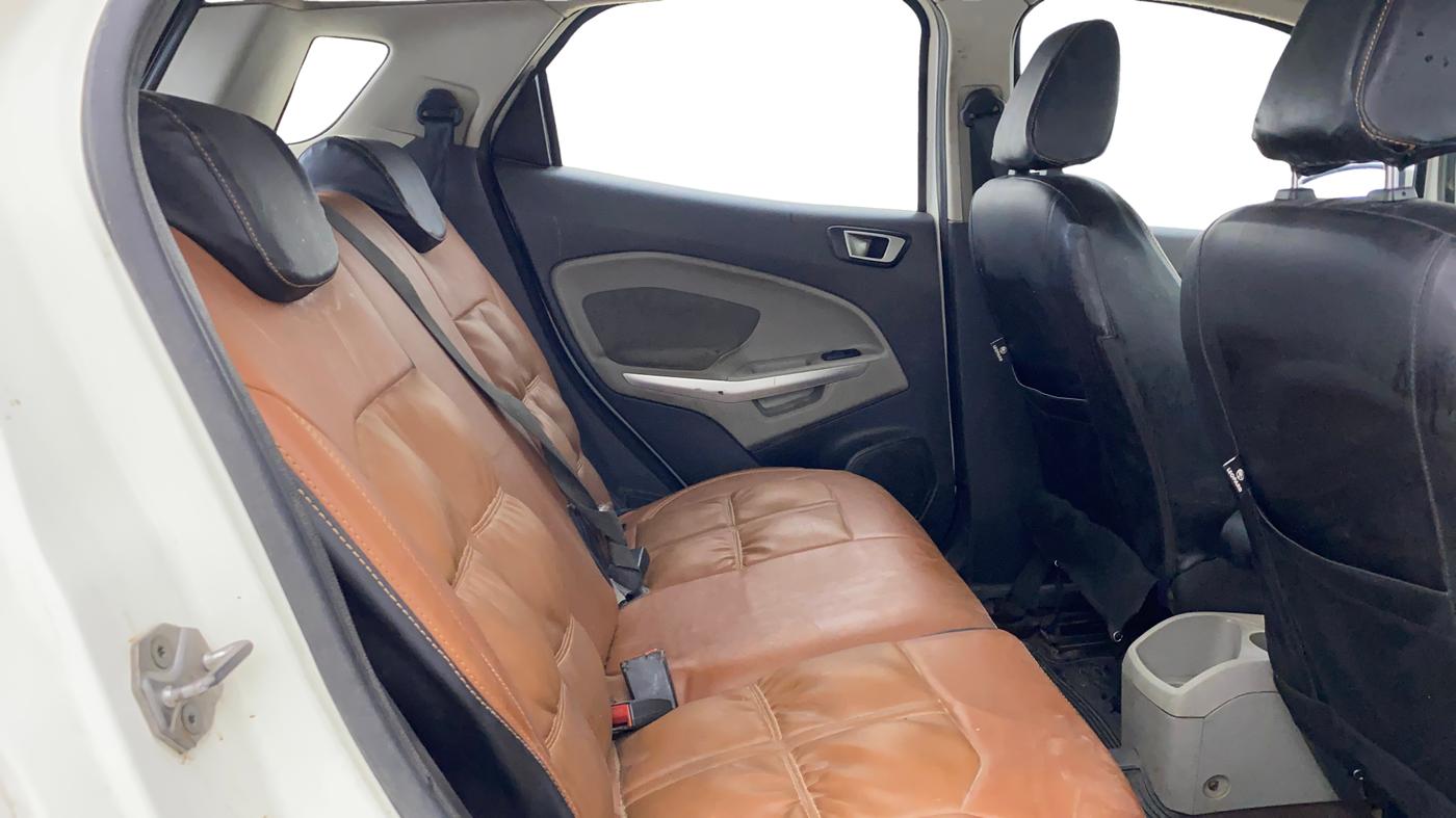 2014 Ford Ecosport TITANIUM 1.5L PETROL AT, CNG, Automatic, 1,21,732 km, Right Side Rear Door Cabin