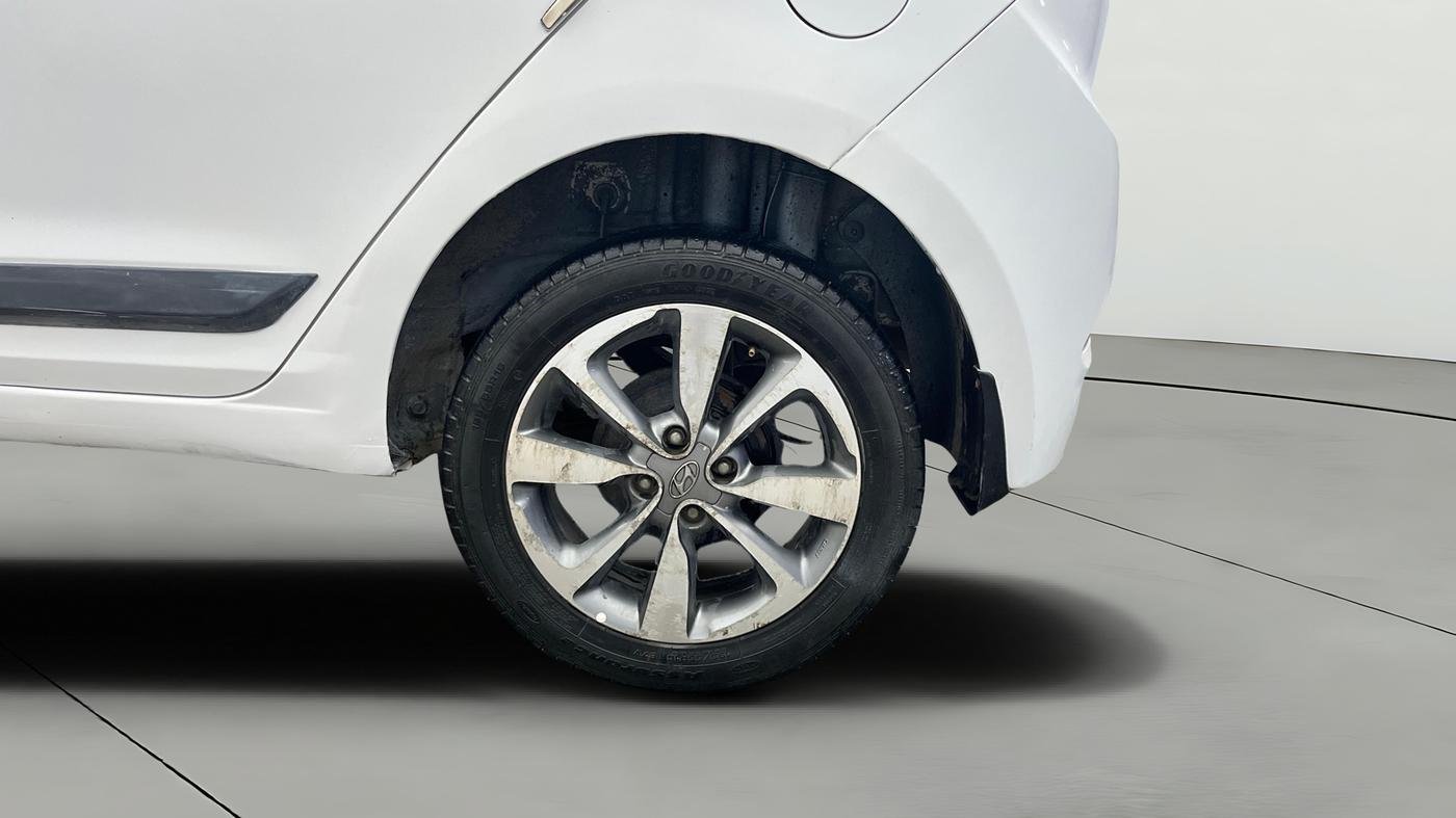 2015 Hyundai Elite i20 ASTA 1.2, Petrol, Manual, 1,08,297 km, Left Rear Wheel