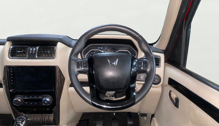 2024 Mahindra SCORPIO CLASSIC S11 MT 7S CC, Diesel, Manual, 25,948 km, Steering Wheel Close Up