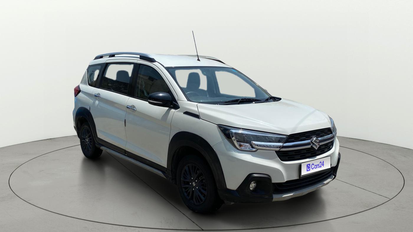 2022 Maruti XL6 ZETA AT, Petrol, Automatic, 29,013 km, Right Front Diagonal
