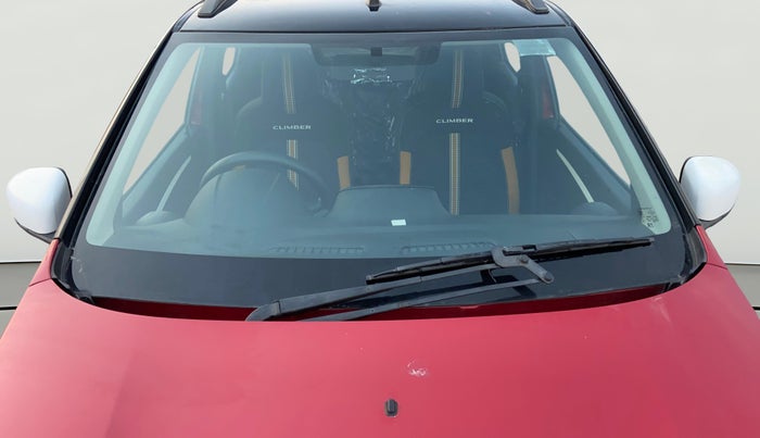 2025 Renault Kwid CLIMBER 1.0 AMT Dual Tone , Petrol, Automatic, 7,516 km, Front Windshield