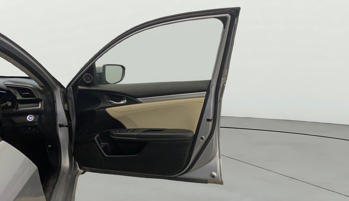 2019 Honda Civic 1.8L I-VTEC VX CVT, Petrol, Automatic, 66,066 km, RHS Front Door