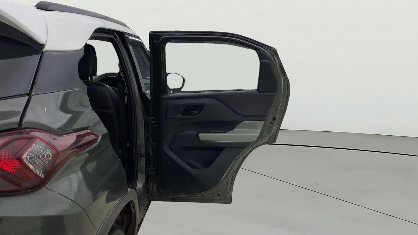 2023 Tata PUNCH ADVENTURE MT, Petrol, Manual, 35,654 km, RHS Rear Door