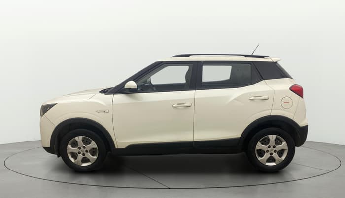 2019 Mahindra XUV300 W6 1.5 DIESEL, Diesel, Manual, 1,09,569 km, Left Side