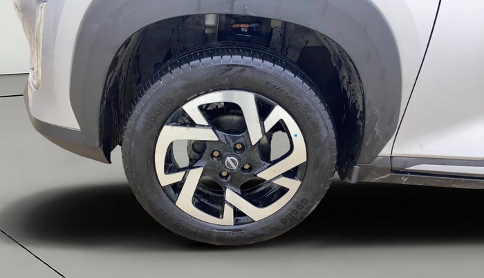 2021 Nissan MAGNITE XV TURBO, Petrol, Manual, 99,687 km, Left Front Wheel