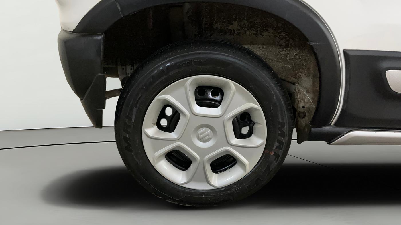2021 Maruti S PRESSO VXI AMT, Petrol, Automatic, 22,444 km, Right Rear Wheel