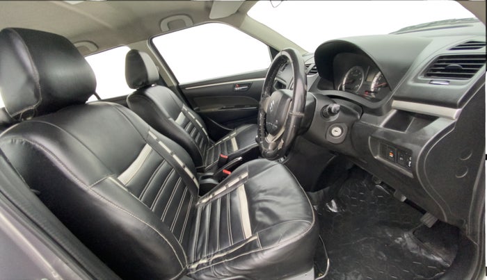 2013 Maruti Swift VDI, Diesel, Manual, 1,17,217 km, Right Side Front Door Cabin