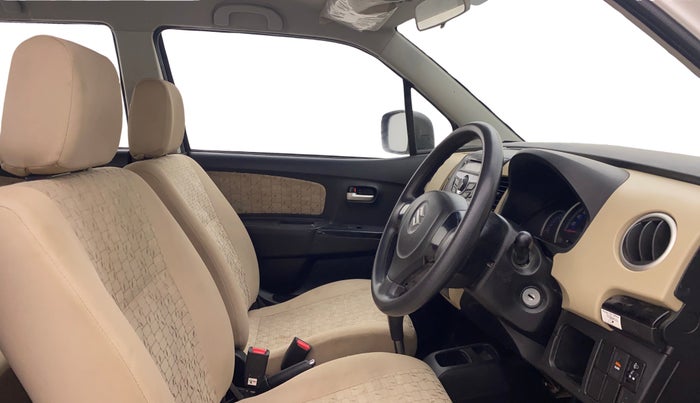 2017 Maruti Wagon R 1.0 VXI AMT, Petrol, Automatic, 19,170 km, Right Side Front Door Cabin