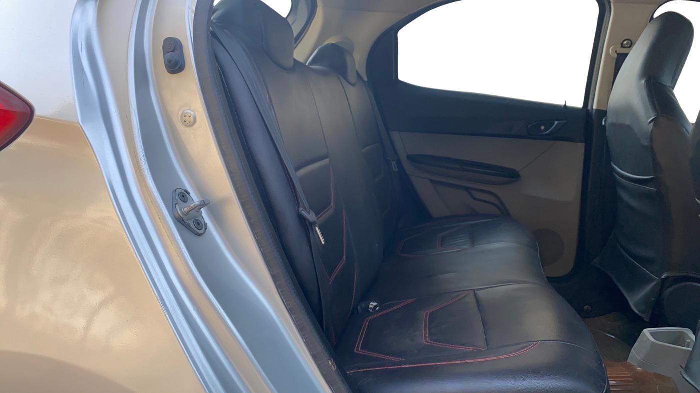 2018 Tata Tiago XT PETROL, Petrol, Manual, 38,109 km, Right Side Rear Door Cabin