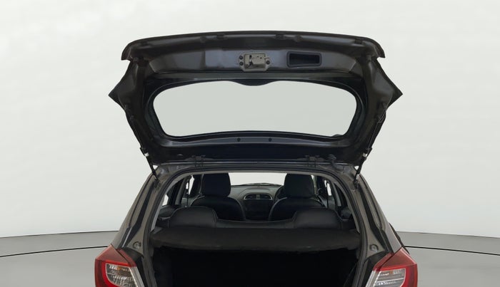 2023 Tata Tiago XT (O) PETROL, Petrol, Manual, 33,548 km, Boot Door Open