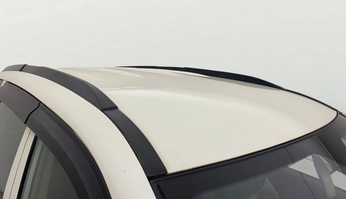 2016 Mahindra XUV500 W4, Diesel, Manual, 1,26,731 km, Roof