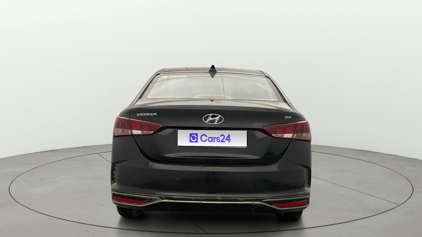 2021 Hyundai Verna SX 1.5 VTVT, Petrol, Manual, 40,797 km, Back/Rear