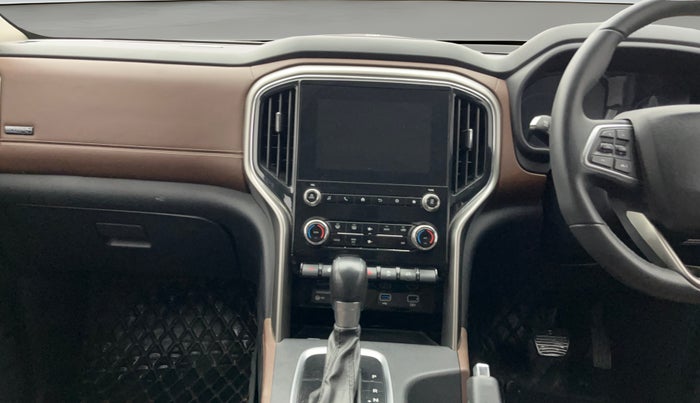 2022 Mahindra SCORPIO-N Z8 L PETROL AT 6 STR, Petrol, Automatic, 52,457 km, Air Conditioner