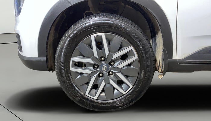 2024 Hyundai VENUE Executive 1.0 Turbo MT, Petrol, Manual, 8,305 km, Left Front Wheel