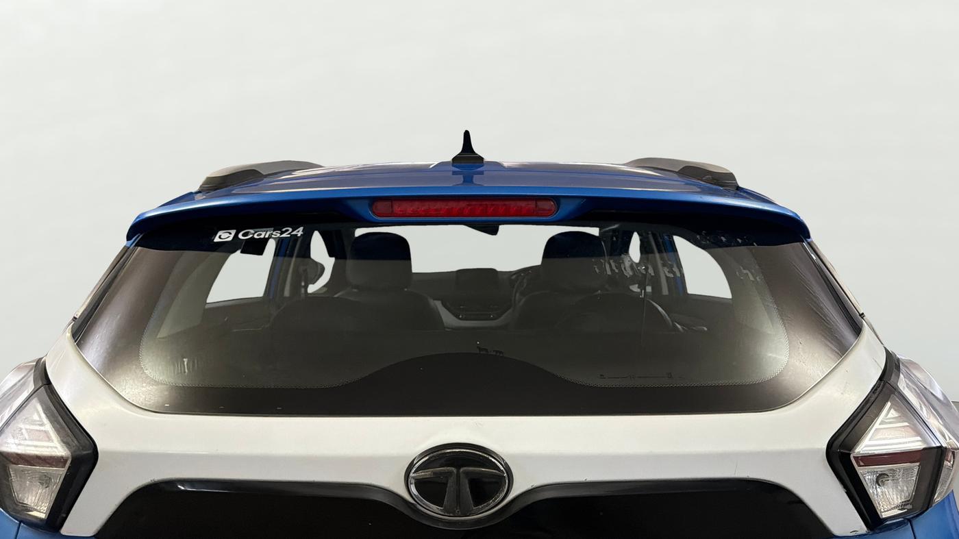 2020 Tata NEXON XZ PETROL, Petrol, Manual, 51,093 km, Rear Windshield