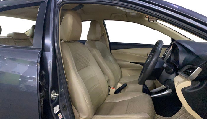 2018 Toyota YARIS G MT, Petrol, Manual, 44,207 km, Right Side Front Door Cabin