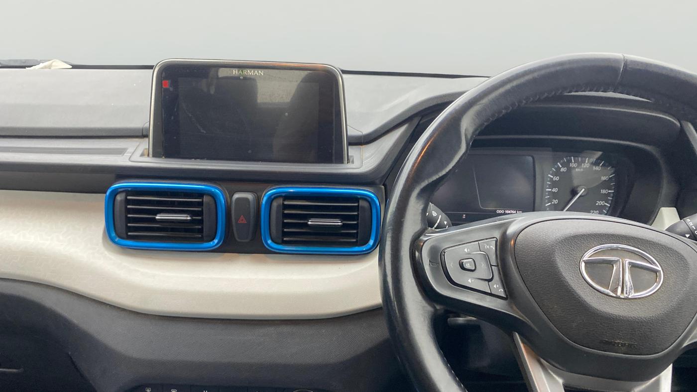 2022 Tata PUNCH CREATIVE  MT, Petrol, Manual, 1,04,764 km, Air Conditioner
