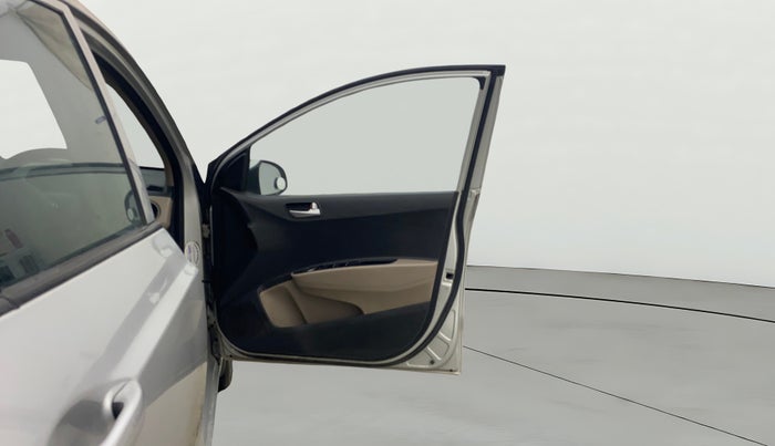 2018 Hyundai Grand i10 SPORTZ AT 1.2 KAPPA VTVT, Petrol, Automatic, 89,009 km, RHS Front Door