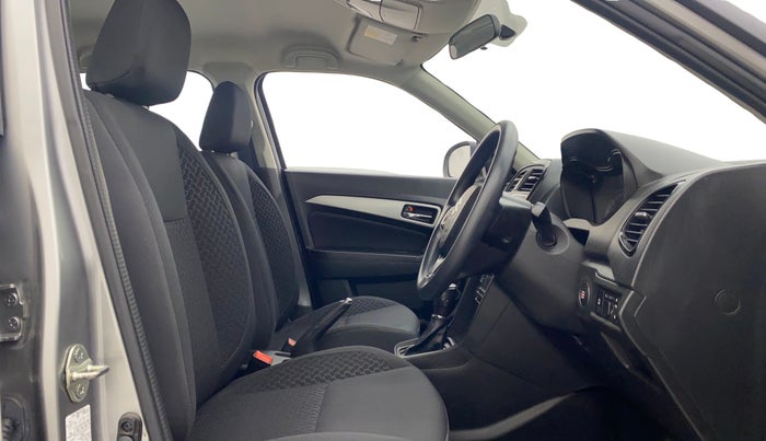 2022 Maruti Vitara Brezza ZXI AT SHVS, Petrol, Automatic, 12,254 km, Right Side Front Door Cabin