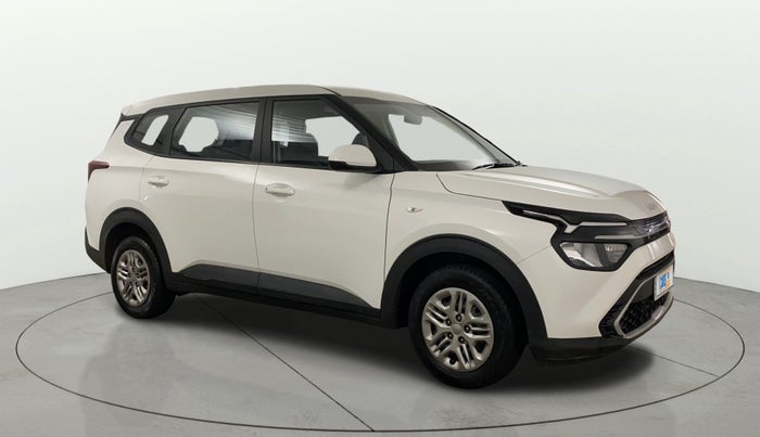 2024 KIA CARENS PREMIUM 1.5 PETROL 7 STR, Petrol, Manual, 7,422 km, Right Front Diagonal