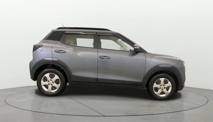 2024 Mahindra XUV 3XO MX3 1.5 Turbo Diesel Autoshift Plus, Diesel, Automatic, 14,405 km, Right Side View