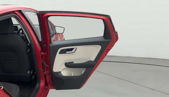 2023 Tata ALTROZ XZ Plus Sunroof i-Turbo , Petrol, Manual, 23,015 km, RHS Rear Door