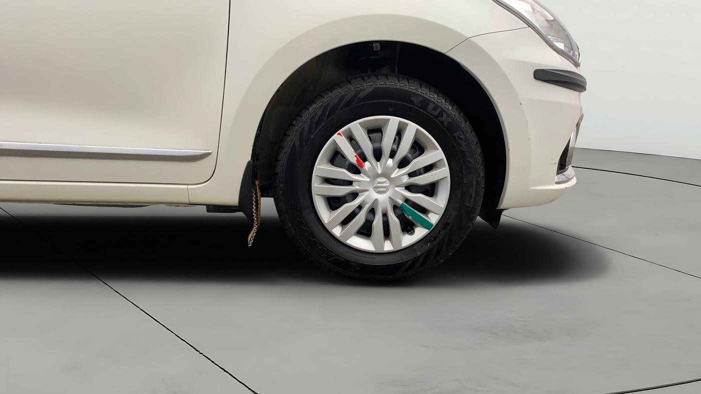 2023 Maruti Dzire VXI AMT, Petrol, Automatic, 68,546 km, Right Front Wheel