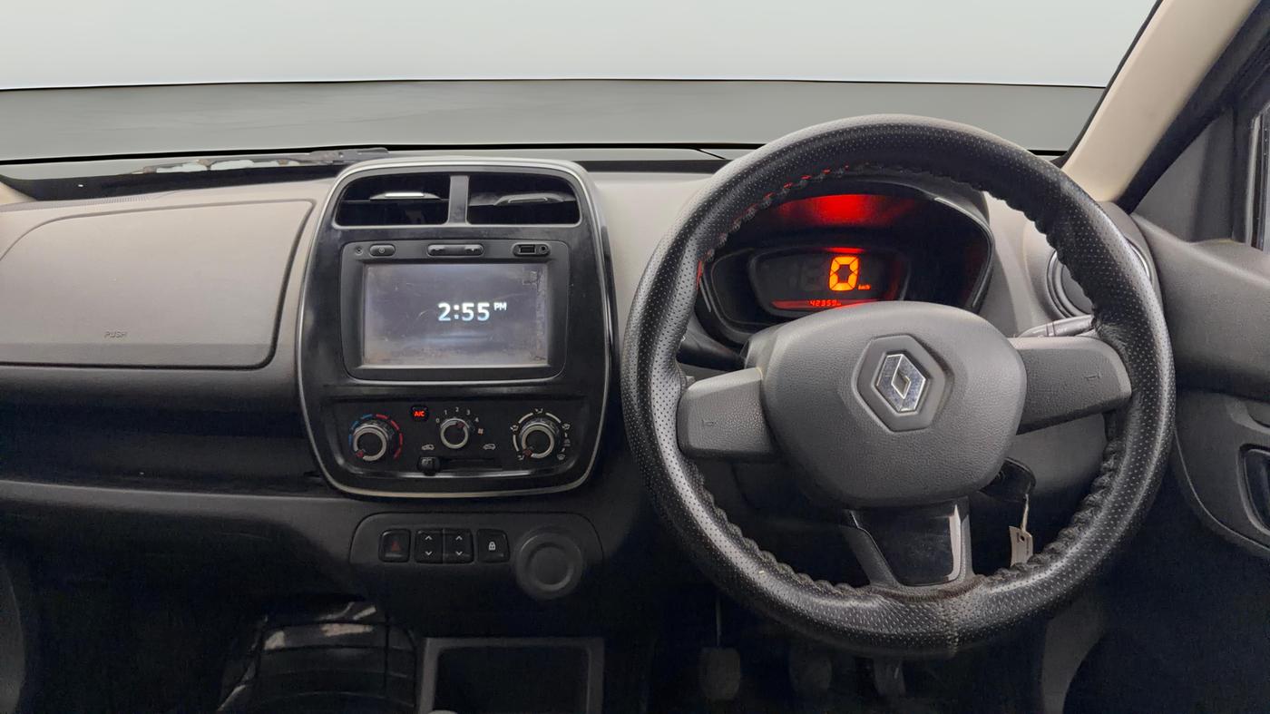 2016 Renault Kwid RXL 1.0 AMT, Petrol, Automatic, 42,347 km, Steering Wheel Close Up