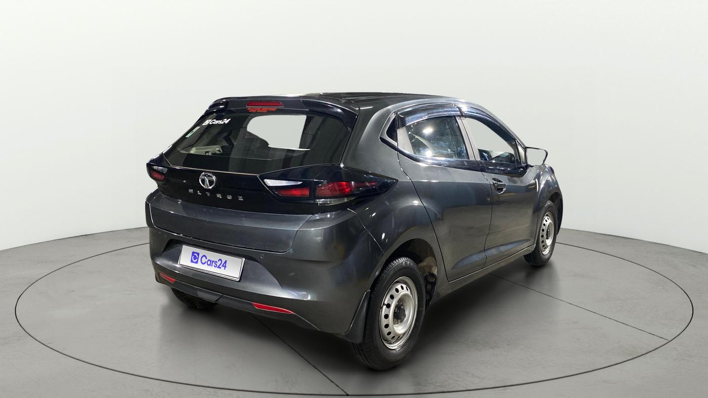 2023 Tata ALTROZ XE PLUS PETROL, Petrol, Manual, 5,171 km, Right Back Diagonal