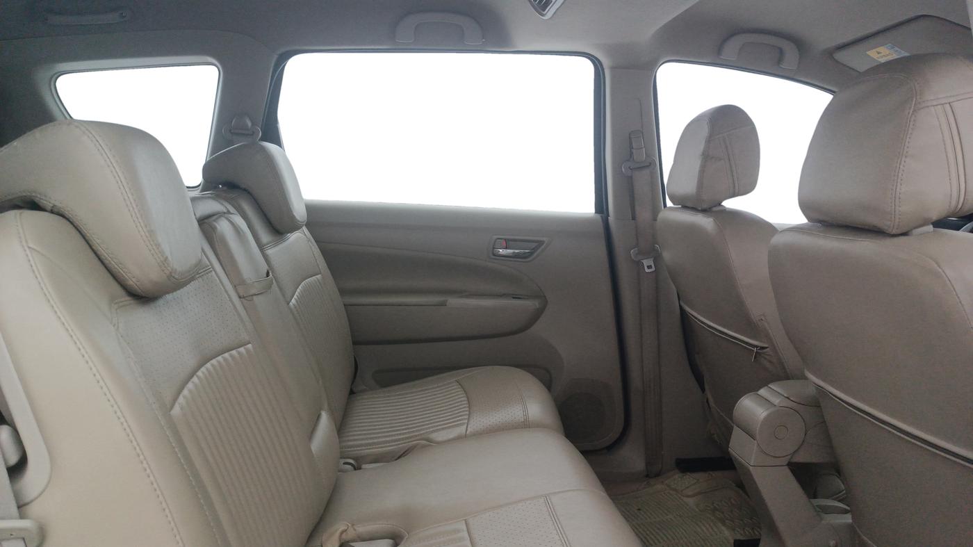 2018 Maruti Ertiga ZDI + SHVS, Diesel, Manual, 55,781 km, Right Side Rear Door Cabin