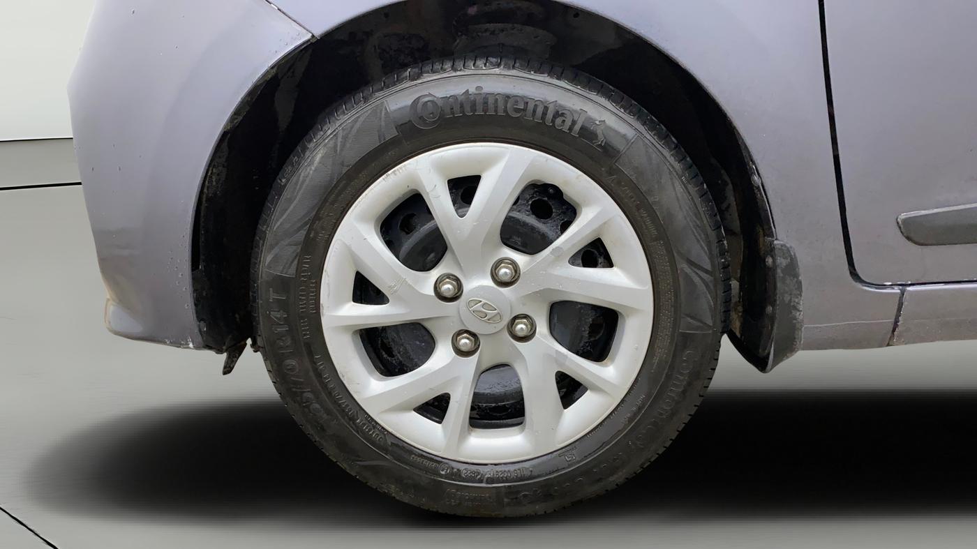 2017 Hyundai Grand i10 MAGNA AT 1.2 KAPPA VTVT, Petrol, Automatic, 67,036 km, Left Front Wheel