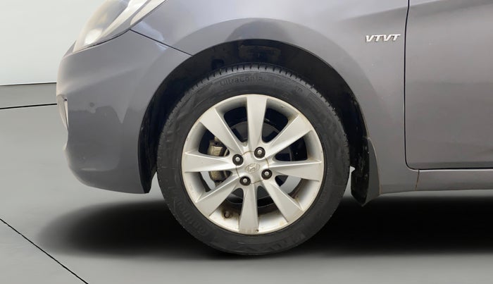 2013 Hyundai Verna FLUIDIC 1.6 VTVT SX, Petrol, Manual, 1,35,690 km, Left Front Wheel