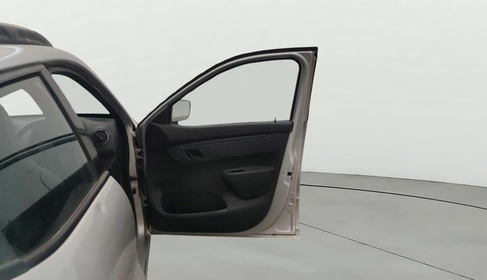 2016 Renault Kwid RXT 0.8, Petrol, Manual, 94,841 km, RHS Front Door