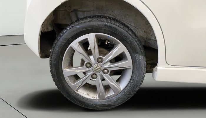 2016 Maruti Wagon R Stingray VXI, Petrol, Manual, 93,873 km, Right Rear Wheel