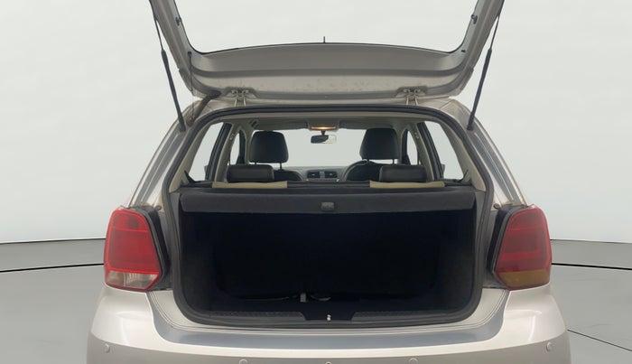 2015 Volkswagen Polo COMFORTLINE 1.2L, Petrol, Manual, 43,106 km, Boot Open Zoomed View