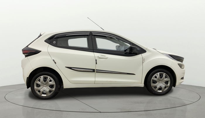 2023 Tata ALTROZ XM PLUS CNG, CNG, Manual, 83,684 km, Right Side View