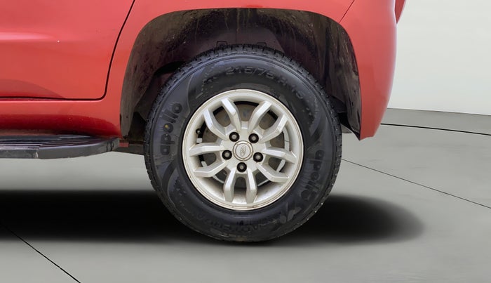 2015 Mahindra TUV300 T8, Diesel, Manual, 88,311 km, Left Rear Wheel