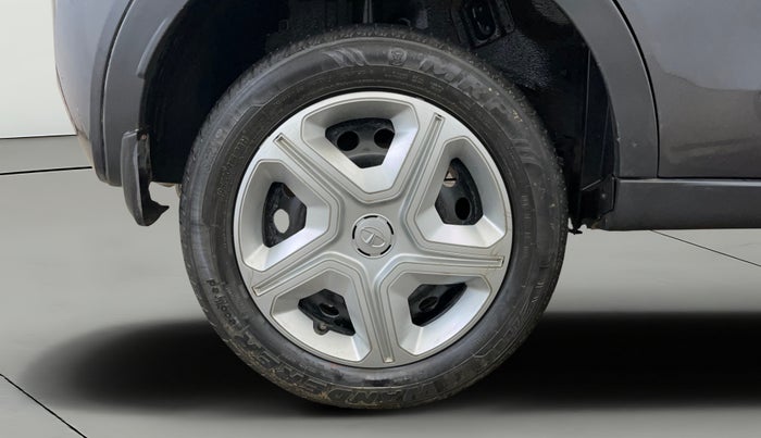 2018 Tata NEXON XM PETROL, Petrol, Manual, 41,138 km, Right Rear Wheel