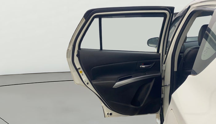 2017 Maruti S Cross ALPHA 1.3, Diesel, Manual, 87,011 km, LHS Rear Door