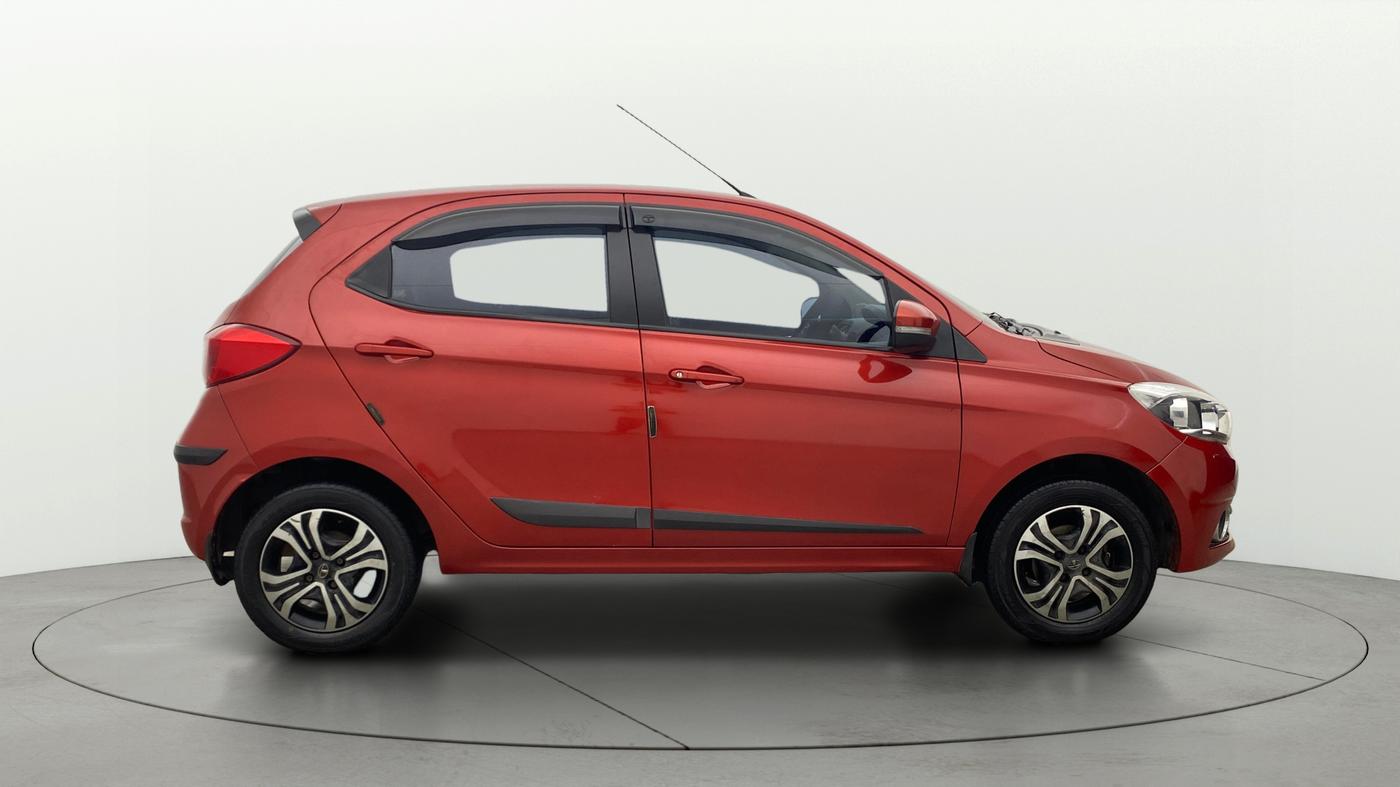 2019 Tata Tiago XZ PETROL, Petrol, Manual, 65,317 km, Right Side View