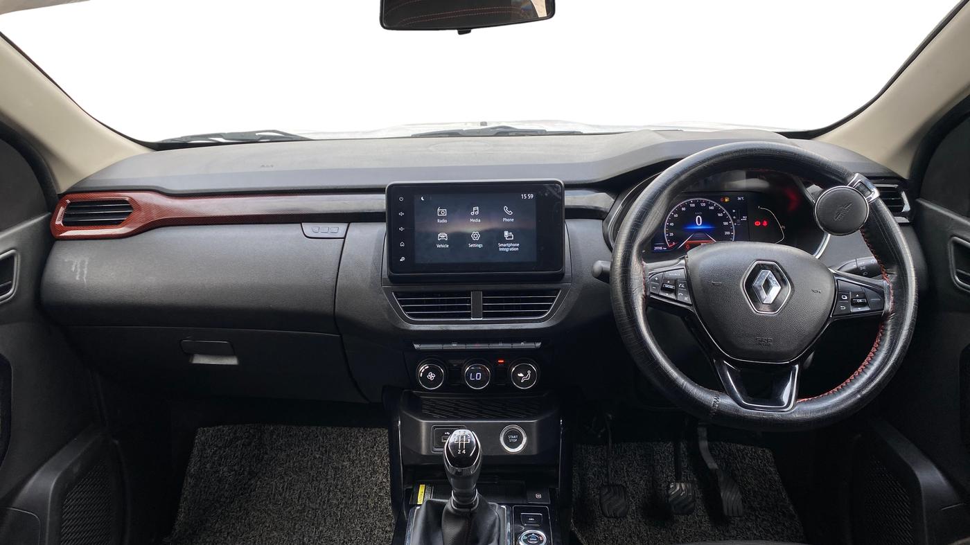 2023 Renault Kiger RXZ MT DUAL TONE, Petrol, Manual, 29,696 km, Dashboard