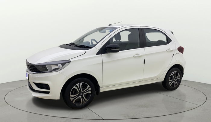 2023 Tata Tiago XTA PETROL, Petrol, Automatic, 36,743 km, Left Front Diagonal